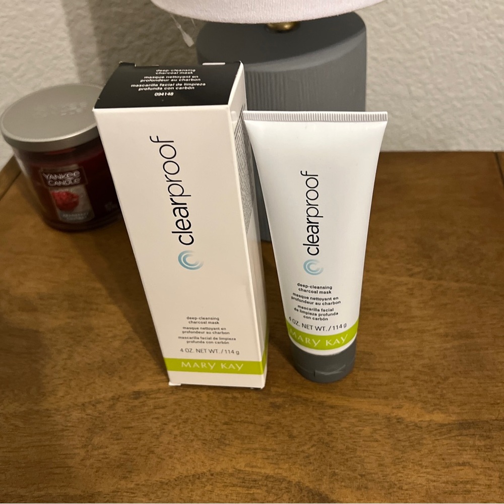 Mary Kay Clearproof Deep Cleansing Charcoal Mask 4 oz. Full Size NEW In Box
